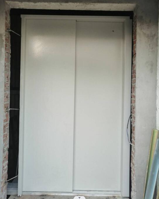 福永电梯公司，福永凤凰工厂载货电梯，采用客梯同步主机现场施工图